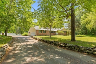 168 Old Harvard Rd, Boxboro, MA 01719