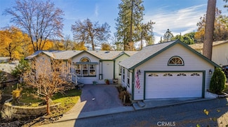 43555 Highway 41 Unit B4, Oakhurst, CA 93644
