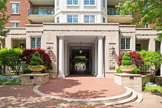 300 W 5th St Unit 246, Charlotte, NC 28202