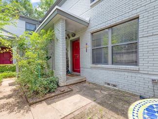 5015 N Hall St, Dallas, TX 75235