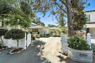 1422 W Selby Ln, Redwood City, CA 94061