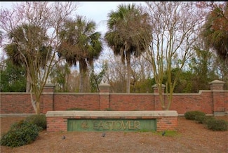 6120 S Muirfield Cir, New Orleans, LA 70128