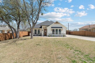 7320 Gillis Johnson St, Fort Worth, TX 76179