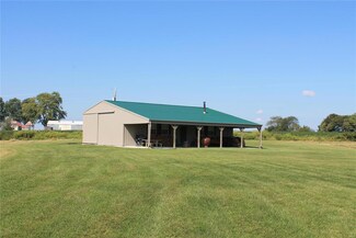25355 Pin Oak Rd, Truxton, MO 63381