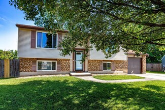 3269 Regal Ln, Cincinnati, OH 45251