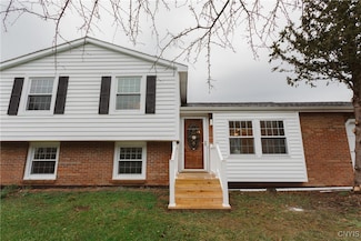 124 Alhan Pkwy, Syracuse, NY 13209