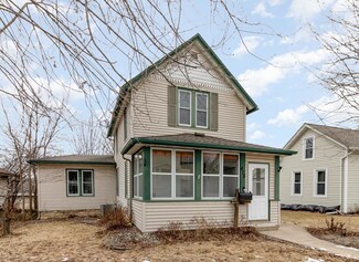 478 14th St, Red Wing, MN 55066