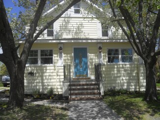 307 Pine St, Lakehurst, NJ 08733