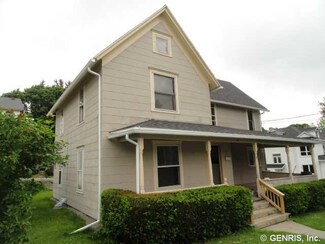 5 Grove St, Perry, NY 14530