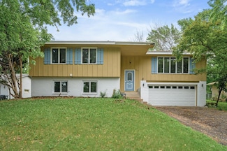 1813 Stinson Blvd, New Brighton, MN 55112