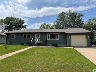 1009 S Marshall St, Rock Rapids, IA 51246