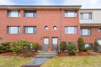 74 Sterling Ln, Haverhill, MA 01835