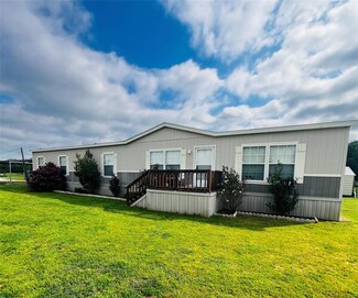 2744 NW C R 4190, Frost, TX 76641