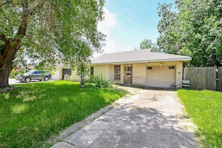 11119 Hazen St, Houston, TX 77072