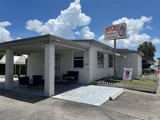 6339 Pembroke Rd, Hollywood, FL 33023
