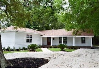 330 S Caldwood Dr, Beaumont, TX 77707