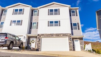 262 Red Oak Ln, Westover, WV 26501