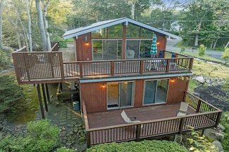 150 Hesperus Ave, Gloucester, MA 01930