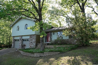 2318 Breckenridge Dr, Little Rock, AR 72227
