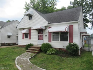 1329 Craneing Rd, Wickliffe, OH 44092