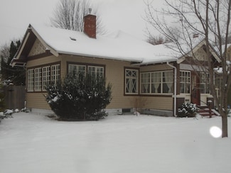 1048 Linwood Ave, Saint Paul, MN 55105