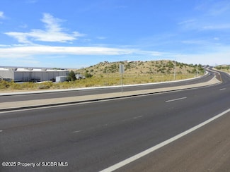 2.756 Nya Pinon Hills Blvd, Farmington, NM 87402