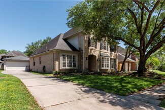 15122 Windsdowne Ln, Cypress, TX 77429