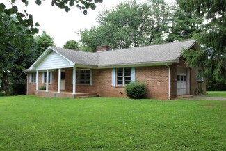 45 Mountain View Rd, Meadows of Dan, VA 24120