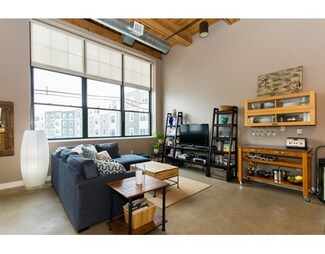 60 Dudley St Unit 202, Chelsea, MA 02150