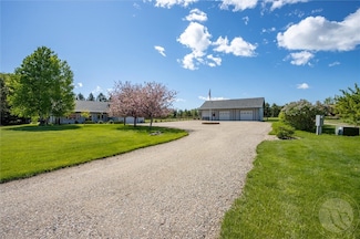 11 Grays Ln, Joliet, MT 59041