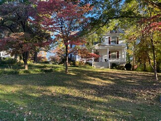 502 Jackson Ave, Lexington, VA 24450