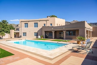 58 S Canyon Rd, Alamogordo, NM 88310