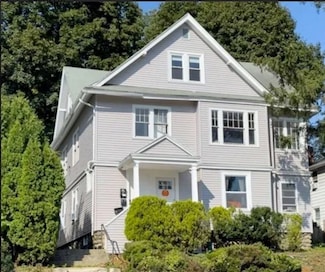 929 Pleasant St Unit 2, Worcester, MA 01602
