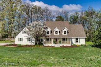 800 Davis Dr, Lenoir City, TN 37772