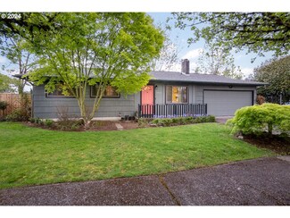 16616 NE Couch Ct, Portland, OR 97230