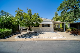 470 Brushwood Dr, Redding, CA 96003