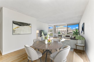 1717 Ala Wai Blvd Unit 701, Honolulu, HI 96815