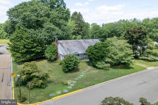 274 Delaware & Summit Ave, Oxford, PA 19363