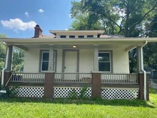 141 N Cedar Ave, Independence, MO 64053
