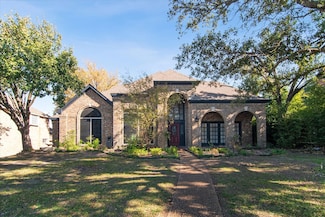 1235 Shores Blvd, Rockwall, TX 75087