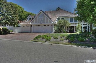 25222 Buckskin Dr, Laguna Hills, CA 92653