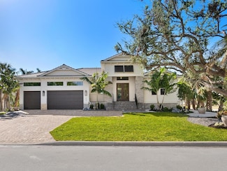616 Mangrove Point Rd, Sarasota, FL 34242