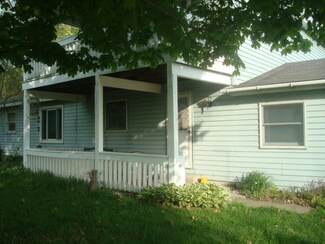 23028 van Resort Dr, Mendon, MI 49072