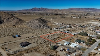 728 Red Butte Rd, Lucerne Valley, CA 92356