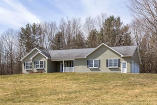 28 Wiggins Rd, Fairfax, VT 05454