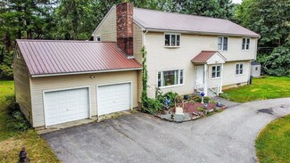 33 Wheeler Ave, Salem, NH 03079
