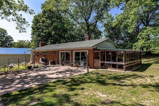 1246 Oxford Germantown Rd, Camden, OH 45311