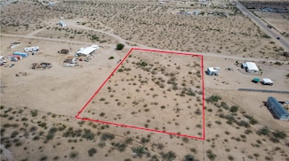 7536 W Vandergriff Dr, Golden Valley, AZ 86413