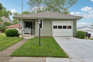 414 S Fischer Ave, Jefferson, WI 53549