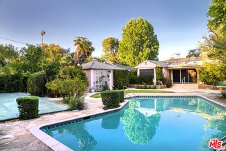 5817 Nagle Ave, van Nuys, CA 91401